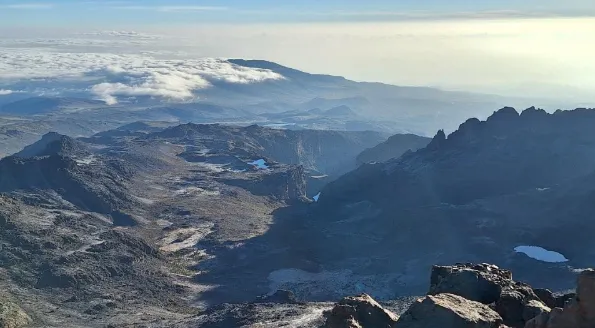 2023: Gorges Valley, Hall tarns en Lake Michaelson vanaf Punt Lenana